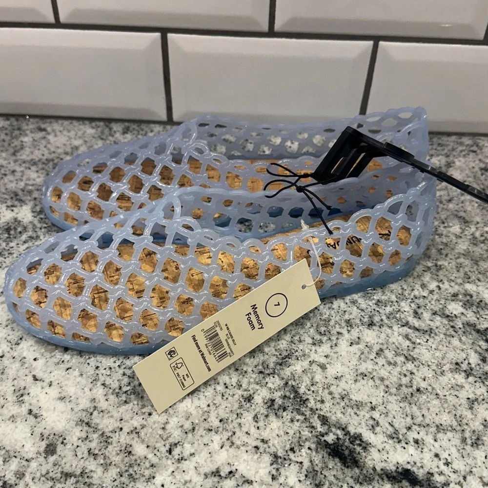 No Boundaries Womens 7 Jelly Flats Blue Caged Lattice Memory Foam Retro Summer